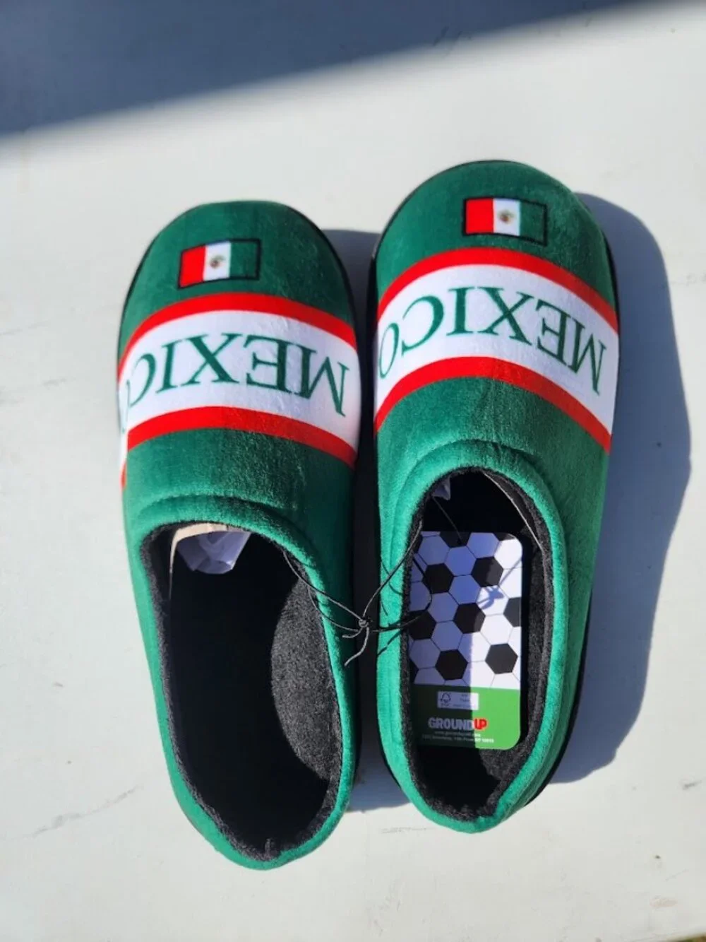 NEW Men's Size 9 / 10 Mexico Slippers Shoes House Sandals New with Tags  Makes a